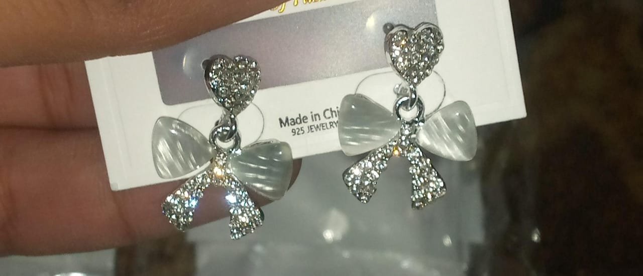 Heart Bow Zircon Korean Stud Earrings for Women - Elegant Golden Alloy Earrings Without Box - Image 4