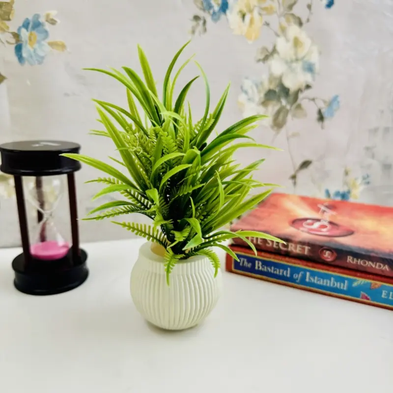 Pack of 4 Mini Planters | Artificial Decoration mini Plants