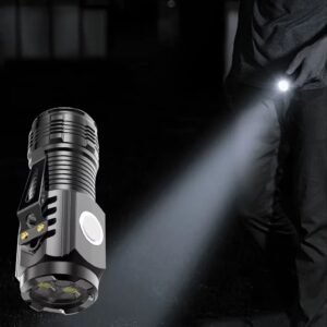 Mini Flashlight Flash Super Power Waterproof Camping Light / Pocket Flashlight with Clip USB Rechargeable Powerful…