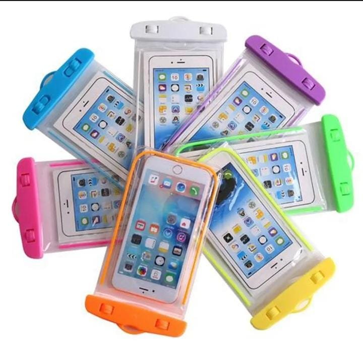 Water Proof Cover Bag for Mobile - Max screen size could be 6.2 inches - Random Color - Image 3