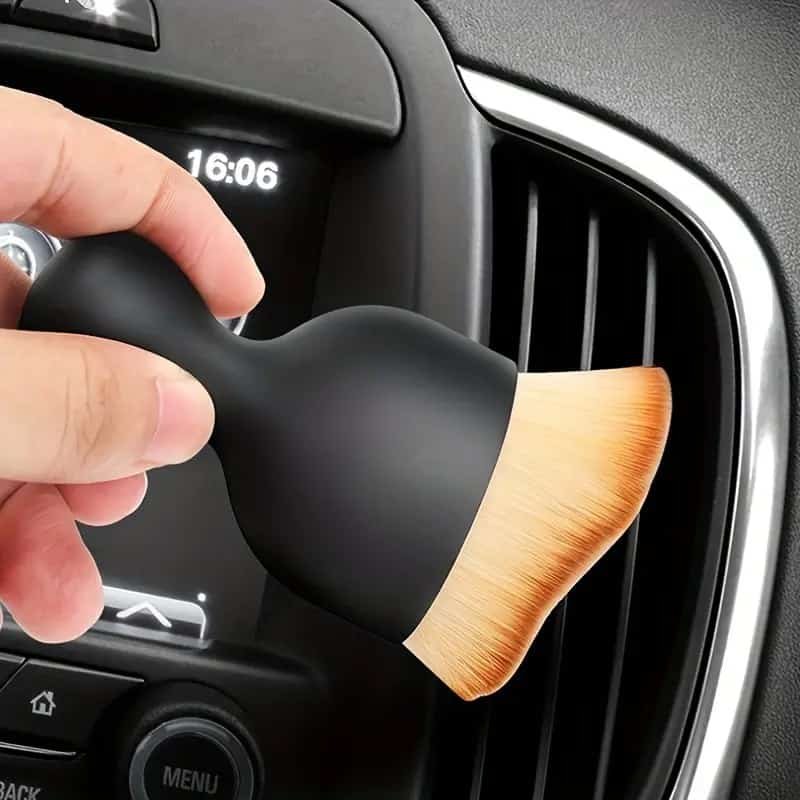 Car interior Cleaning & Multifunctiona Soft Hair Brush For cleaning of Small and Tiny Places (random color) - Image 4