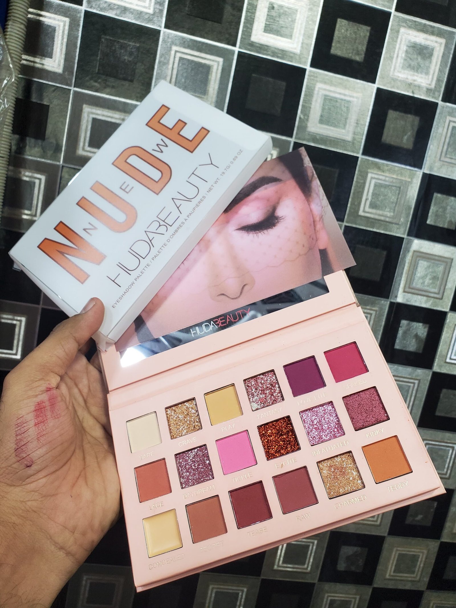 Eyeshadow & Sunisa Foundation Deal - Image 2