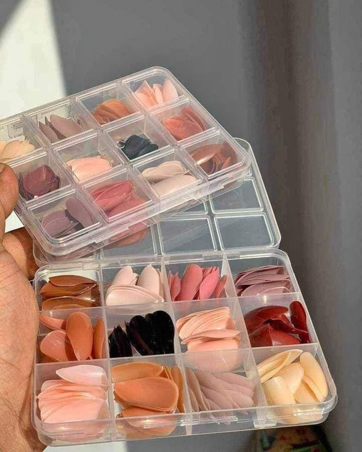 144 PCs nails box colorful and Shiny nails box (Random Color) - Image 4